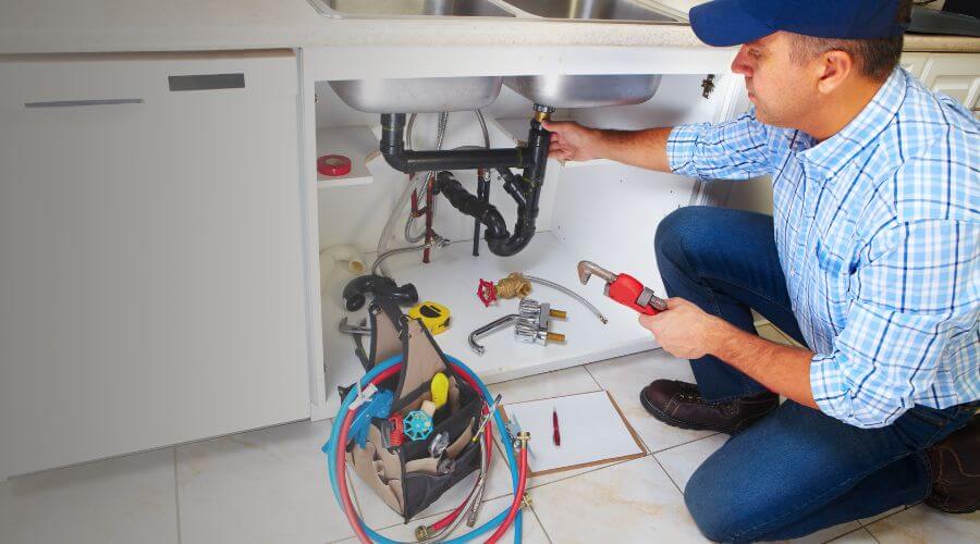 Local water heater installation in East Peoria, IL